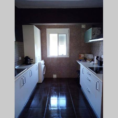 Sevilla ,Piso Completo En Buena Zona,Wifi Y Aparcamiento Seville Exterior photo