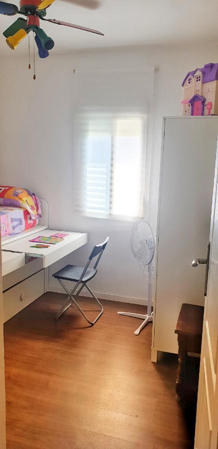 Sevilla ,Piso Completo En Buena Zona,Wifi Y Aparcamiento Seville Exterior photo